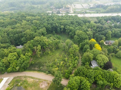 /international/us/36300-howard-road-farmington-mi-110109134749/