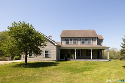 /international/us/435-old-hebron-road-colchester-ct-110108355190/