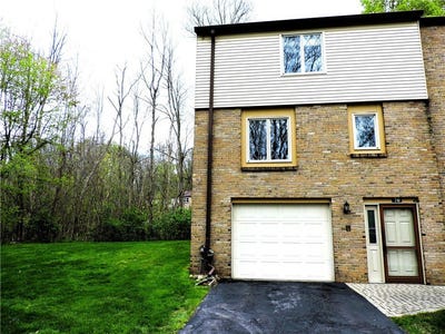 /international/us/70-woodridge-henrietta-ny-110107795236/