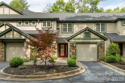 /international/us/99-ridgetop-circle-brevard-nc-110108417298/