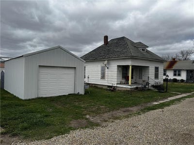 /international/us/110-n-main-street-ravenwood-mo-110107161934/