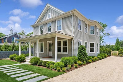 /international/us/105-willow-street-southampton-ny-110098151237/