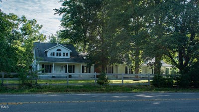 /international/us/8329-nc-86-cedar-grove-nc-110101420435/?lang=en