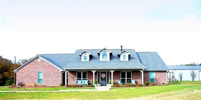 /international/us/1550-county-road-3385-saltillo-tx-110103981582/