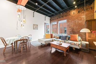 /international/us/208-rigsbee-avenue-durham-nc-110106216888/