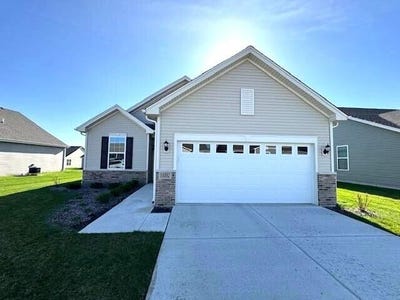 /international/us/14357-clover-avenue-cedar-lake-in-110099008981/