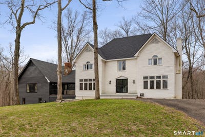 /international/us/326-thayer-pond-road-wilton-ct-110106754930/