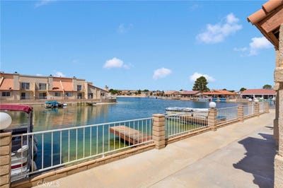 /international/us/11496-nautical-lane-helendale-ca-110101395969/