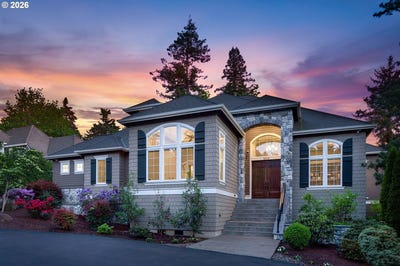 /international/us/2518-wembley-park-rd-lakeoswego-or-110107847240/