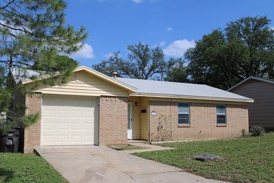/international/us/2017-stanton-st-brady-tx-110108617714/