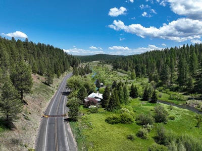 /international/us/78930-middle-fork-lane-bates-or-110100354372/