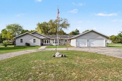 /international/us/333-s-mary-street-newaygo-mi-110120150407/
