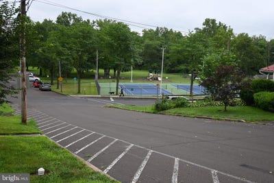 /international/us/209-w-market-street-perkasie-pa-110100980550/