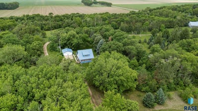 /international/us/47553-319th-st-elk-point-sd-110108710181/