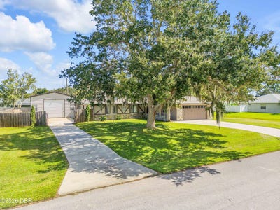 /international/us/2729-queen-palm-drive-edgewater-fl-110120605112/