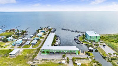 /international/us/2715-state-highway-180-gulf-shores-al-110100754308/