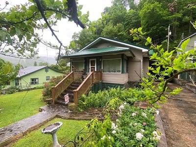 /international/us/60-warm-hollow-road-matewan-wv-110107857480/