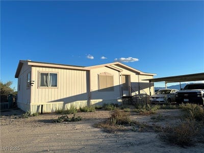 /international/us/2471-mcmurray-drive-pahrump-nv-110097534907/