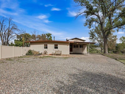 /international/us/302-country-club-park-road-grand-junction-co-110120553761/