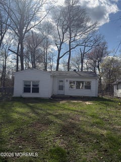 /international/us/33-weaverville-road-freehold-nj-110105845629/