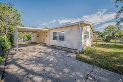 /international/us/522-west-2nd-street-junction-city-ks-110102688744/