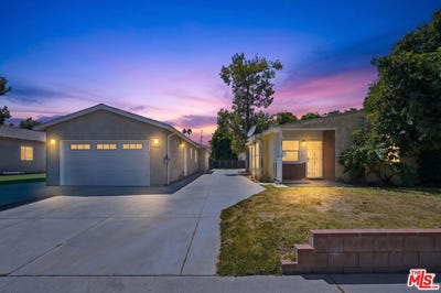 /international/us/7503-white-oak-ave-reseda-ca-110108879425/