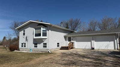 /international/us/22532-330th-ave-badger-mn-110107810519/
