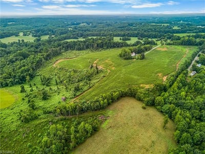 /international/us/2537-mary-lane-hamptonville-nc-110109921199/