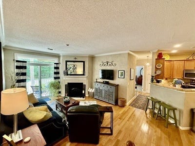 /international/us/84-bradford-commons-ln-braintree-ma-110109303429/
