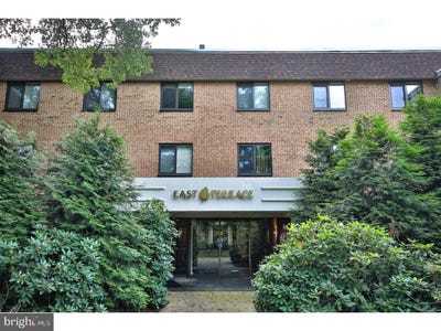 /international/us/1650-oakwood-drive-penn-valley-pa-110108978315/