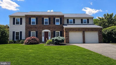 /international/us/406-bow-lane-gilbertsville-pa-110109698370/