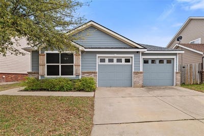/international/us/117-independence-avenue-venus-tx-110098640823/