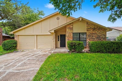 /international/us/1405-trammell-drive-benbrook-tx-110108858786/