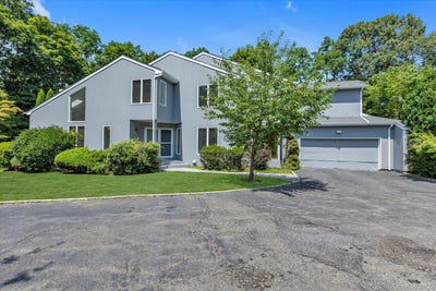 /international/us/2-heiko-court-northport-ny-110103676393/