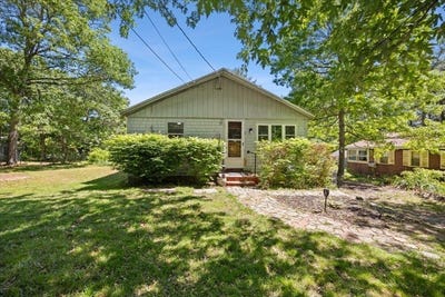 /international/us/2-cardinal-ave-wareham-ma-110108531303/
