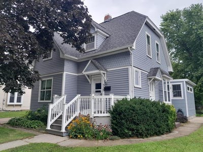 /international/us/515-n-4th-street-platteville-wi-110119582648/