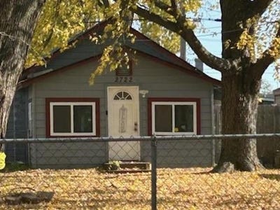 /international/us/2722-10th-street-rockford-il-110104141231/