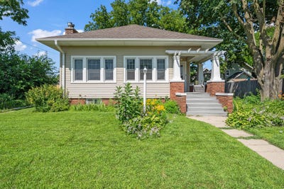 /international/us/111-s-benton-street-boone-ia-110100968359/