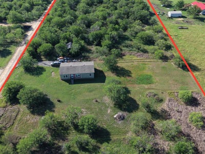/international/us/100-northridge-rd-martindale-tx-110120498700/