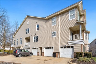 /international/us/868-tollis-parkway-broadview-heights-oh-110105336400/