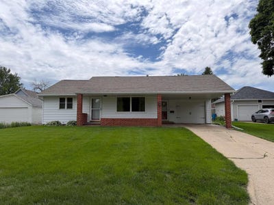 /international/us/218-4th-st-ne-orange-city-ia-110120533583/