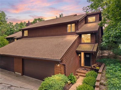 /international/us/14806-winding-way-north-royalton-oh-110108908841/