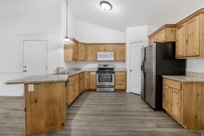 /international/us/631-s-2220-w-pleasant-grove-ut-110106024894/