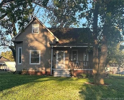 /international/us/462-n-bond-street-scottsburg-in-110110407258/