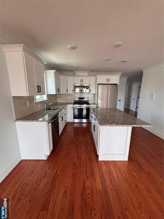 /international/us/123-jersey-street-elizabeth-nj-110107353466/