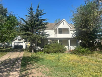 /international/us/511-s-douglas-ave-lyons-ks-110107336413/