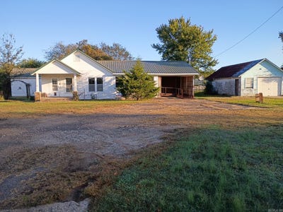 /international/us/205-jones-street-belleville-ar-110102594117/