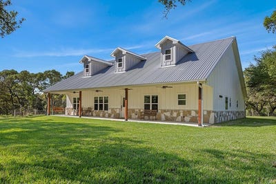 /international/us/1800-county-road-122-hallettsville-tx-110102581618/