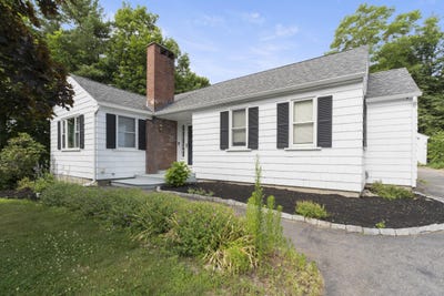 /international/us/10-blaine-avenue-augusta-me-110109272331/