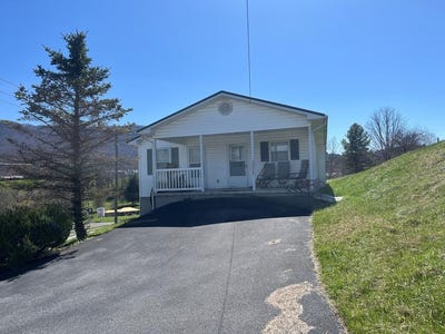 /international/us/1799-fincastle-tpke-tazewell-va-110106924512/